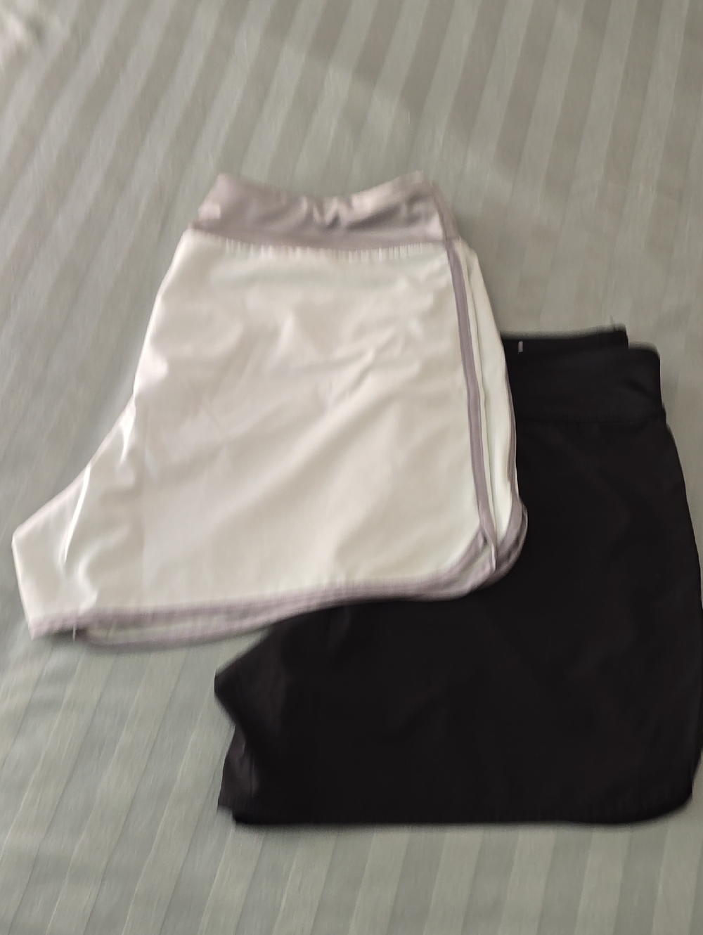 Hang Ten 2 Pair Size Large